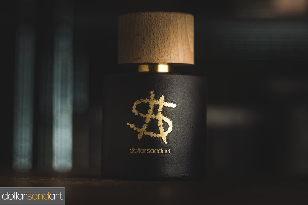 Oud luxury fragrance